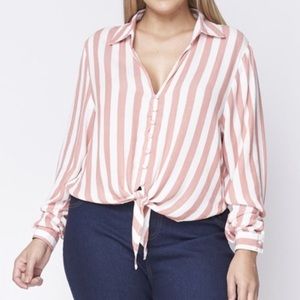 ❤️NEW PLUS Peach Striped Tie Front Top